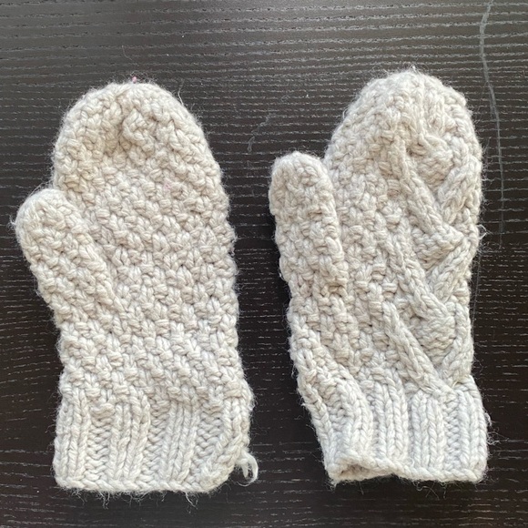 Beige Wool Mittens - Picture 1 of 4